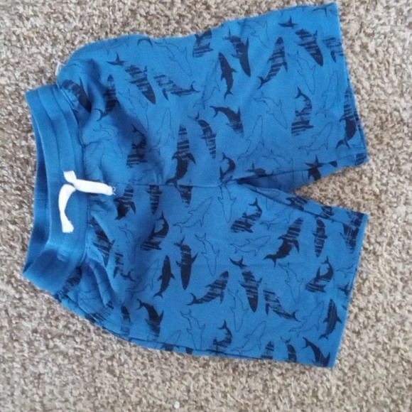 Boys shorts & swim trunk bundle - Picture 3 of 12